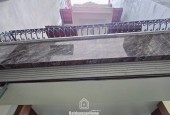 TRUNG TÂM CẦU GIẤY -72M2 -DÂN XÂY CHẮC CHẮN ĐẸP -VÀI BƯỚC RA PHỐ -FULL NỘI THẤT -SẴN Ở